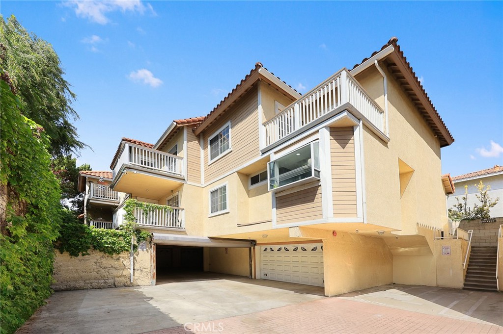 607 West Duarte Road, Unit A Monrovia, CA 91016 - Photo 26 of 35