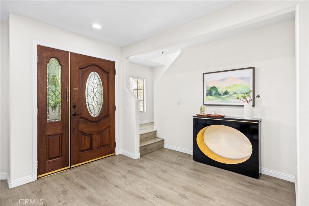 607 West Duarte Road, Unit A Monrovia, CA 91016 - Photo 4 of 35