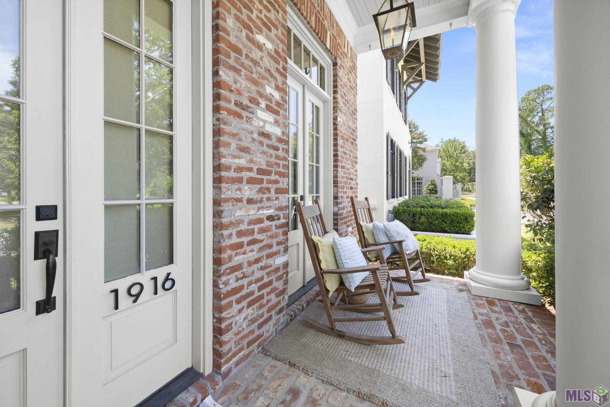 1916 Glasgow Avenue Baton Rouge, LA 70808 - Photo 2 of 36