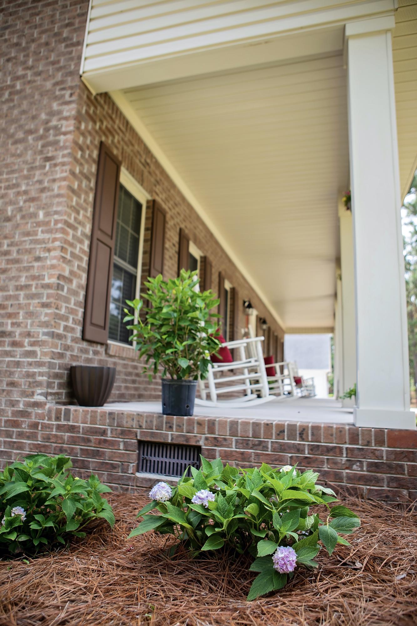 129 Sweetwater Circle Rincon, GA 31326 - Photo 5 of 56 E9E37888-5ED8-4608-B157-D3BDCE8D2978_1_2