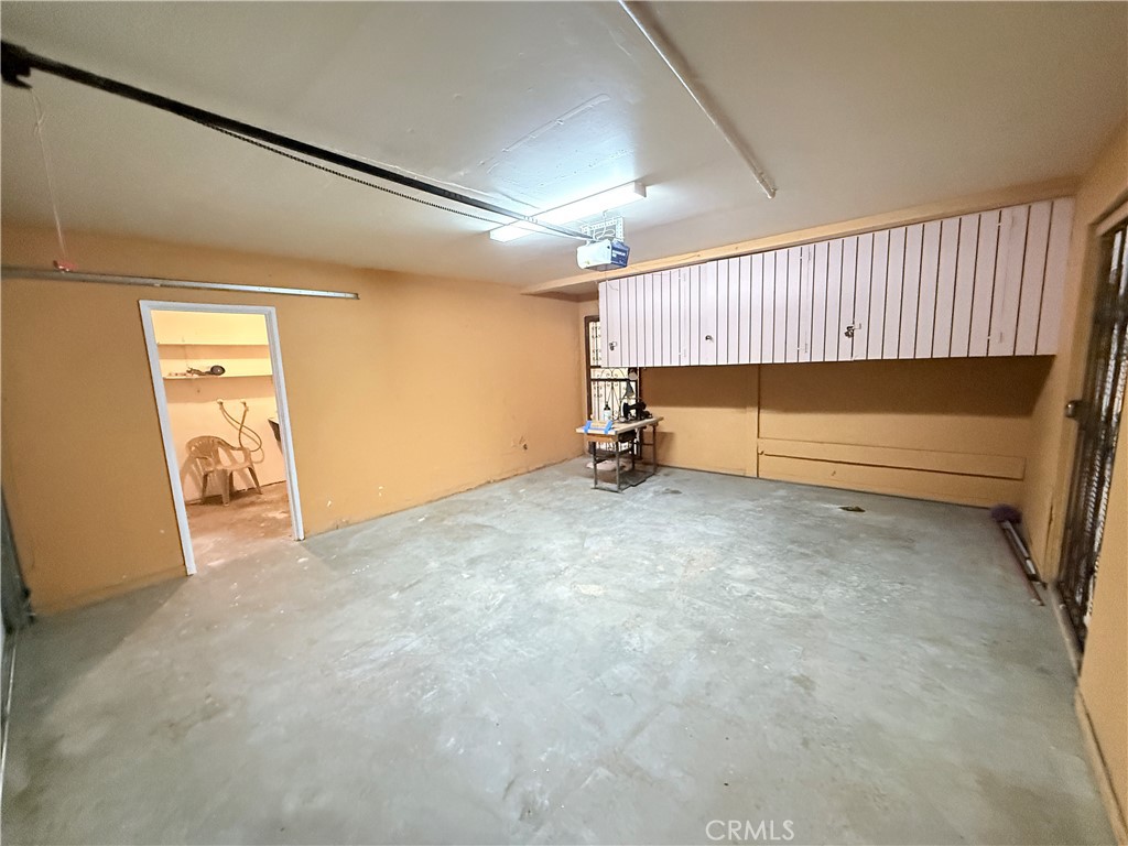 2575 Riverside Terrace Los Angeles, CA 90039 - Photo 20 of 29 a view of a room with a window