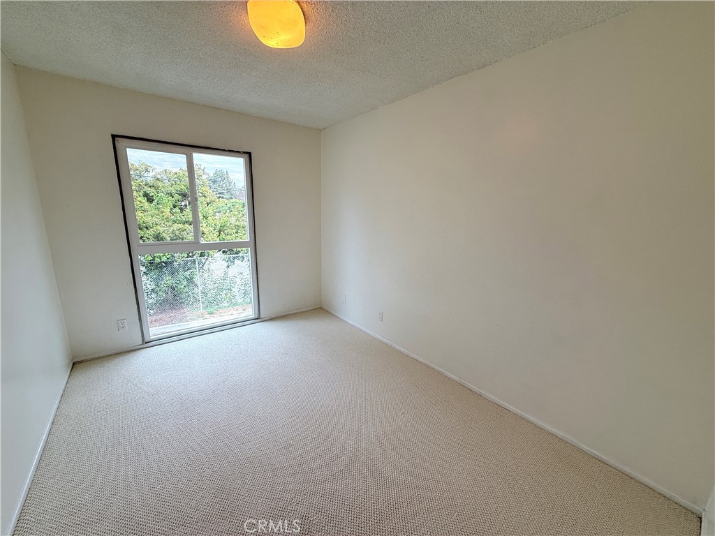 2575 Riverside Terrace Los Angeles, CA 90039 - Photo 8 of 29 a view of an empty room with a window
