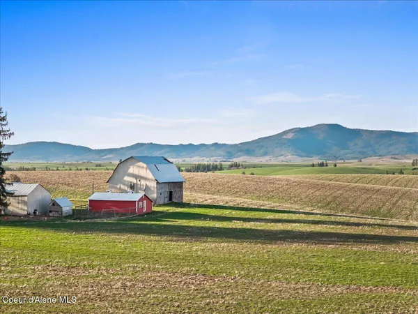 $629,000 | 19454 Idaho Road, Worley, ID 83876