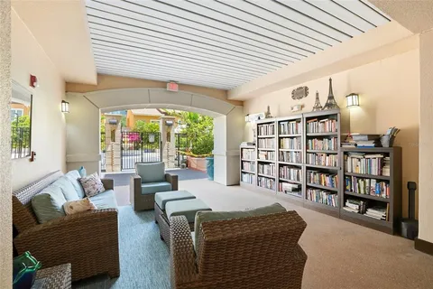 $564,900 | 200 4th Avenue South, Unit 410, St. Petersburg, FL 33701