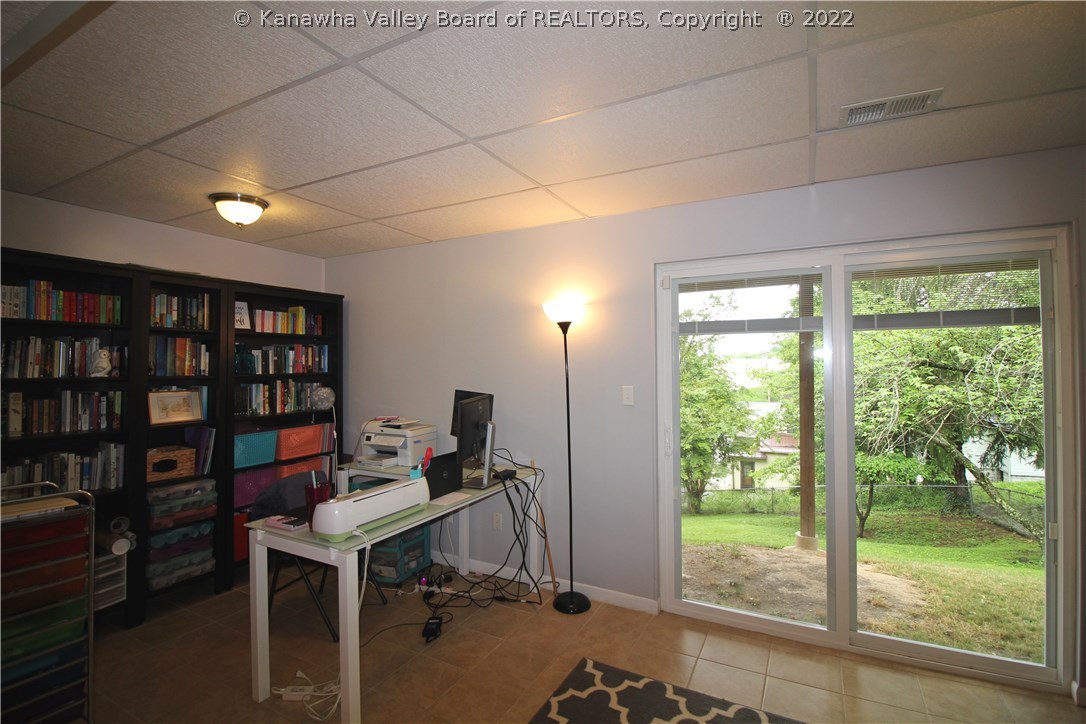 1022 Oakmont Road Charleston, WV 25314 - Photo 20 of 22 Gallery Image 20
