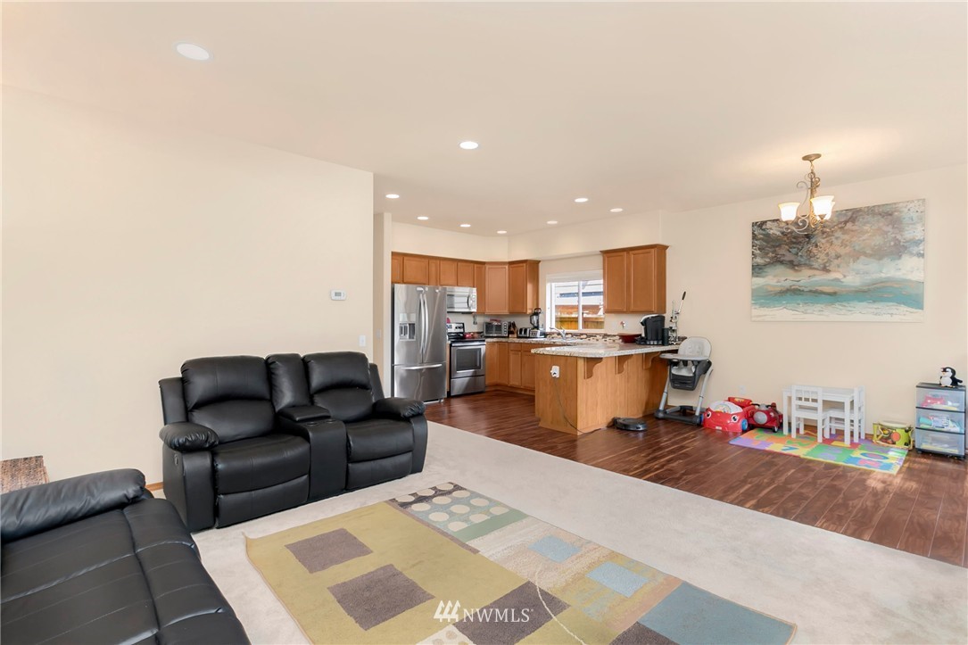 2332 Cedar Road, Unit A Lake Stevens, WA 98258 - Photo 5 of 25