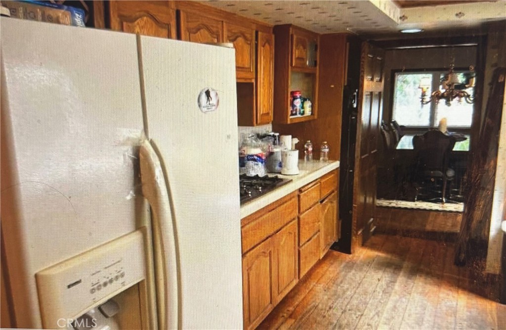 1920 Lorain Road San Marino, CA 91108 - Photo 20 of 32 a bathroom with a shower and a sink