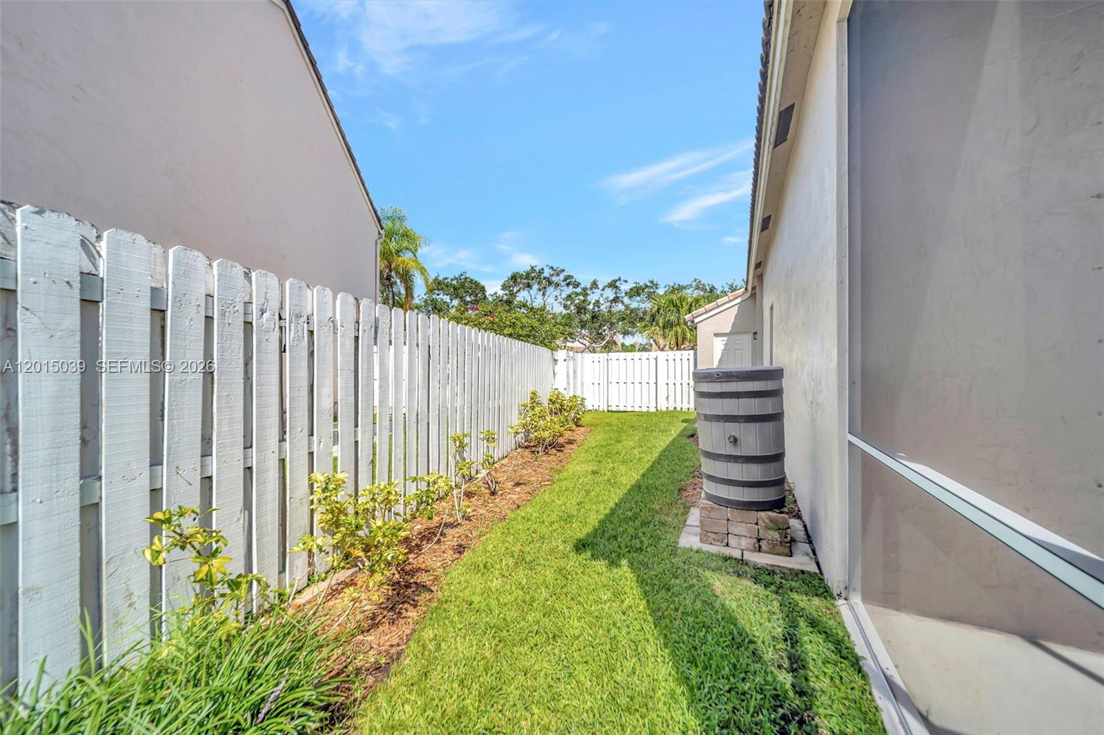 941 Briar Ridge Road Weston, FL 33327 - Photo 41 of 48