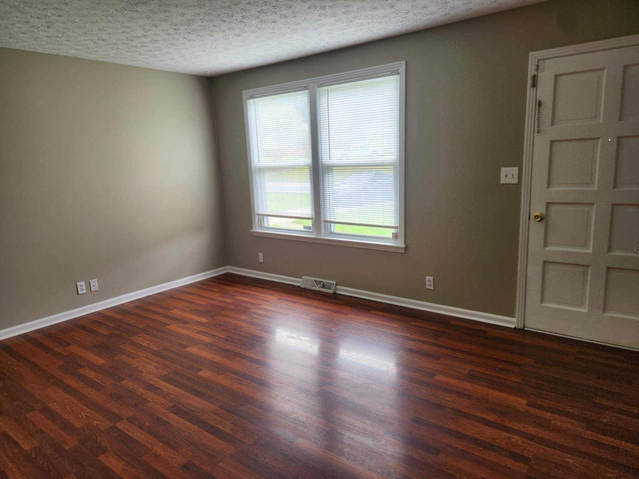 222 Jordan Road Clarksville, TN 37042 - Photo 2 of 8 Gallery Image 2