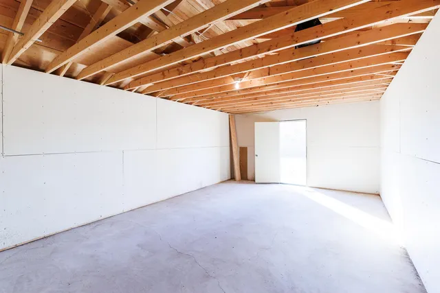 a view of house with outdoor space