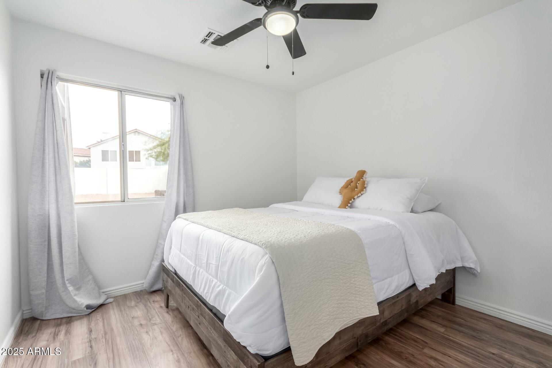 12445 North 42nd Drive Phoenix, AZ 85029 - Photo 11 of 20 Bedroom