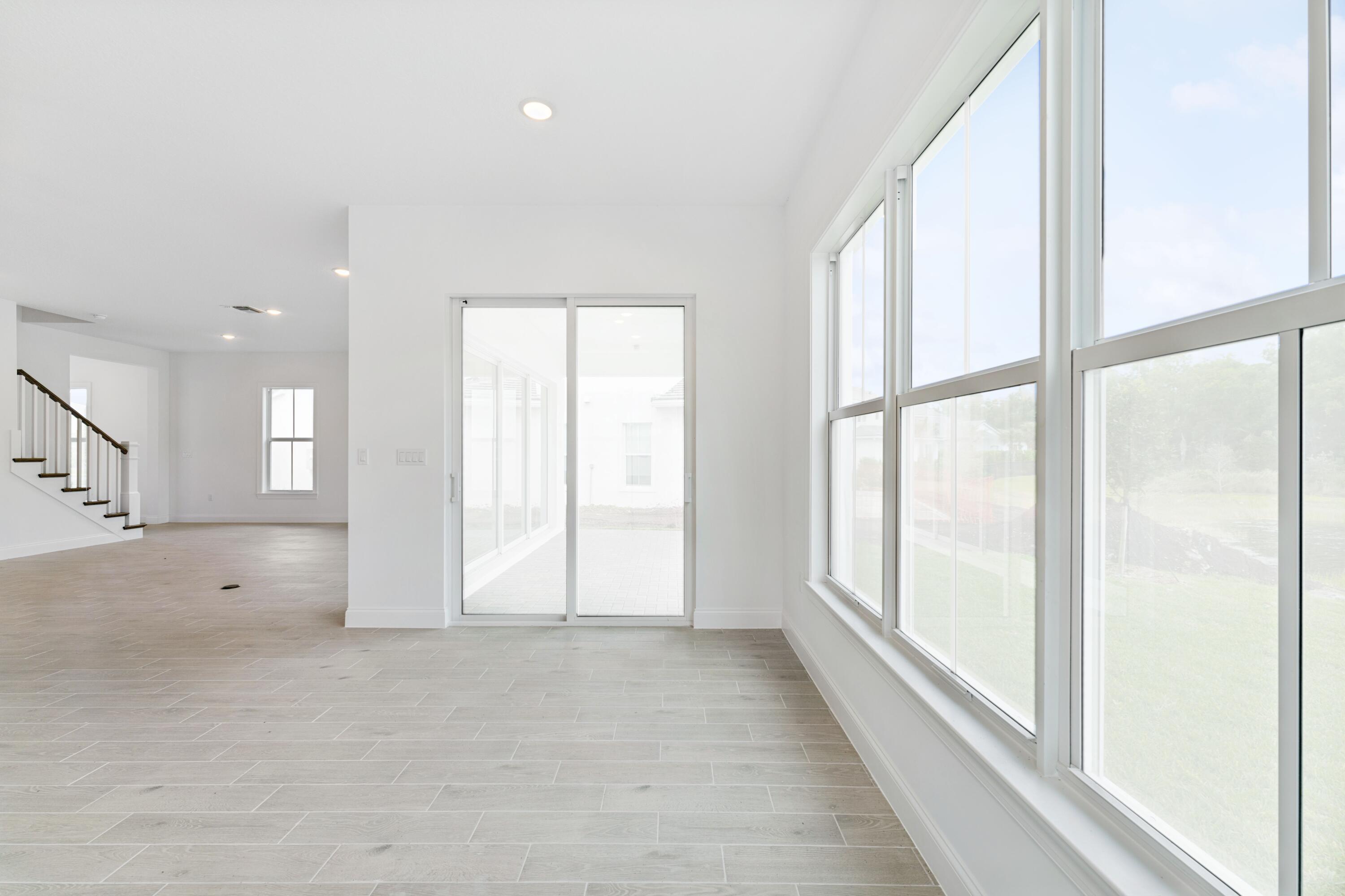 6790 Southeast Pine Drive, Unit 29 Stuart, FL 34997 - Photo 21 of 46 Dining Area