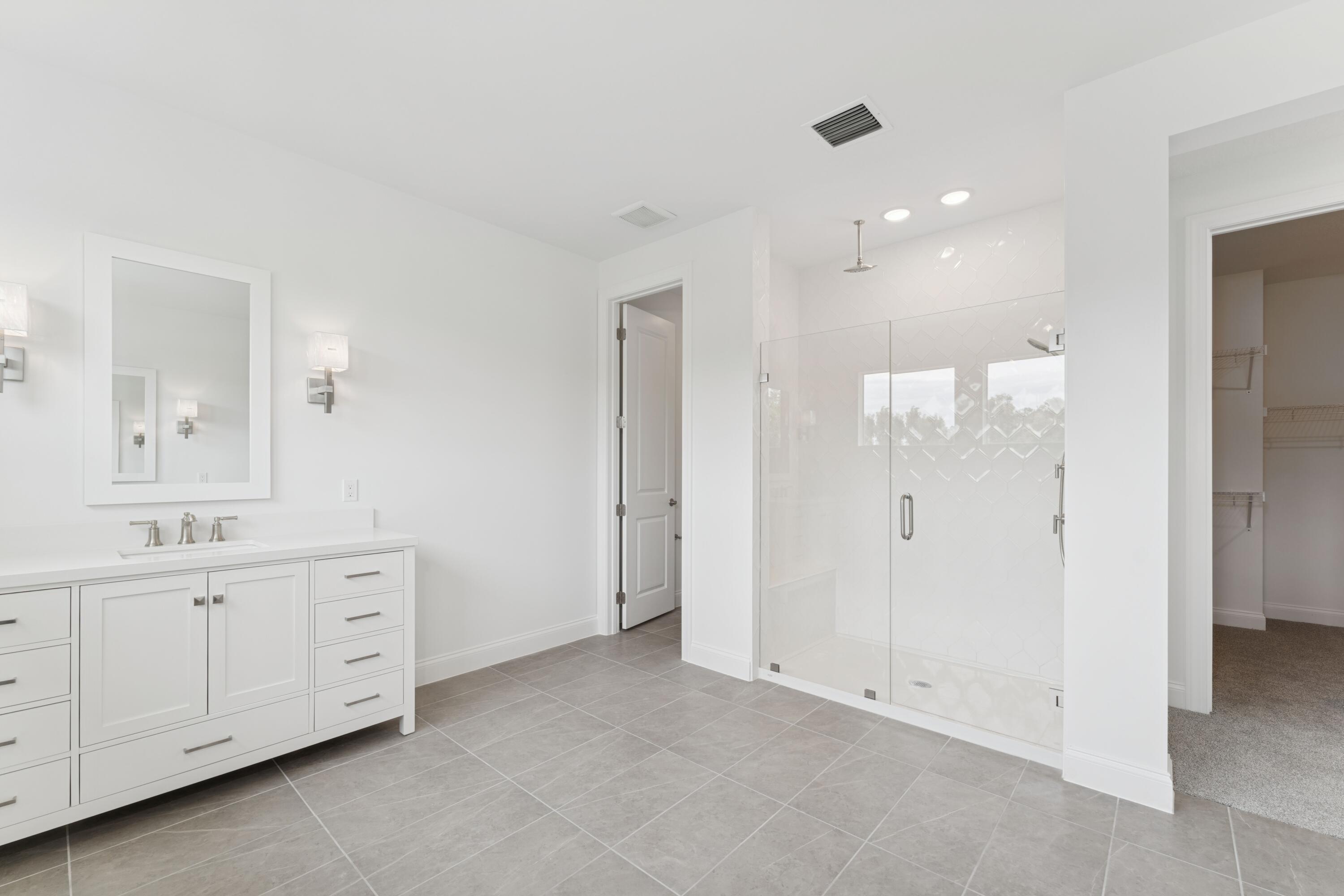 6790 Southeast Pine Drive, Unit 29 Stuart, FL 34997 - Photo 43 of 46 Primary Bath