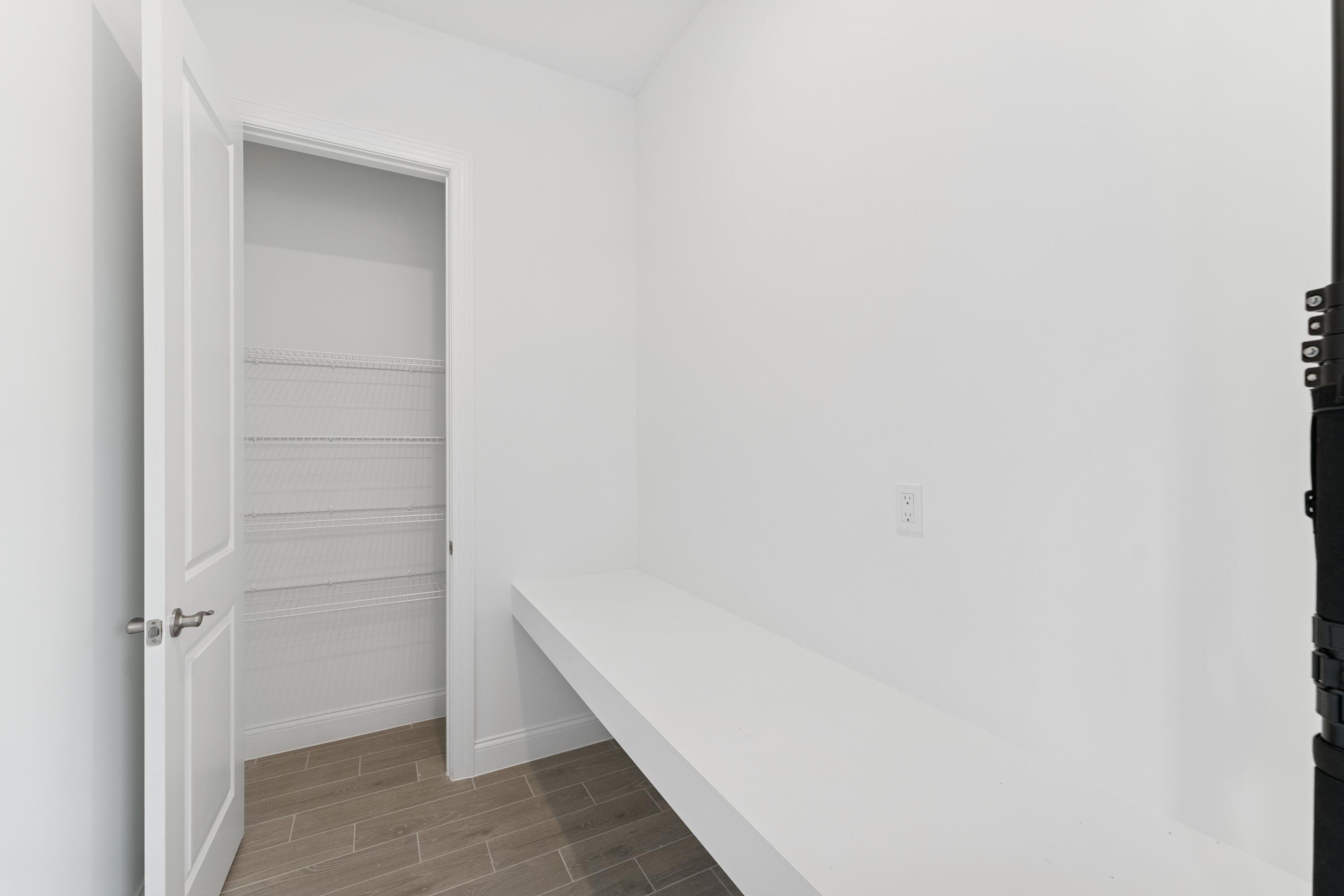 6790 Southeast Pine Drive, Unit 29 Stuart, FL 34997 - Photo 10 of 46 HovHub