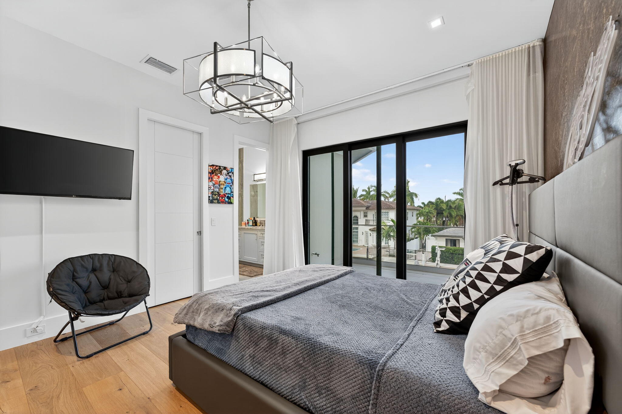 785 Northeast 70th Street Boca Raton, FL 33487 - Photo 51 of 83 51-web-or-mls-DSC04509