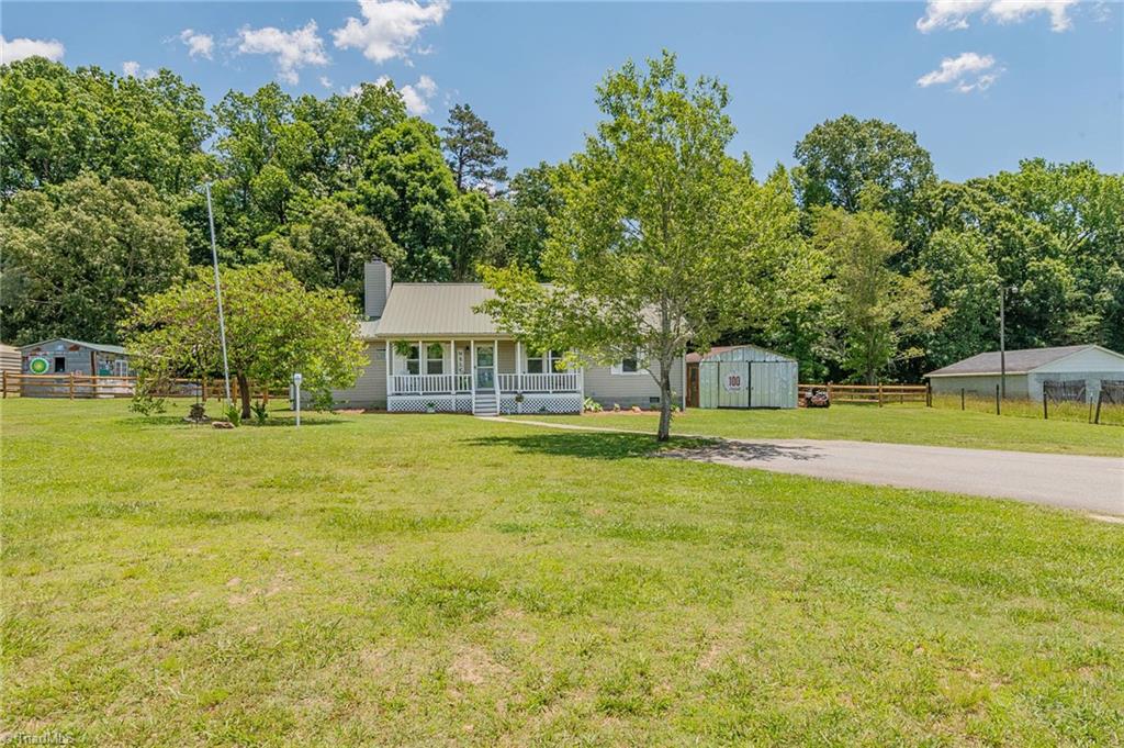 791 Simerson Road Lexington, NC 27295 - Photo 2 of 39 Gallery Image 2
