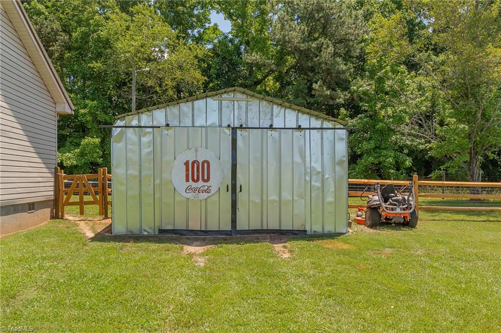 791 Simerson Road Lexington, NC 27295 - Photo 31 of 39 Gallery Image 31