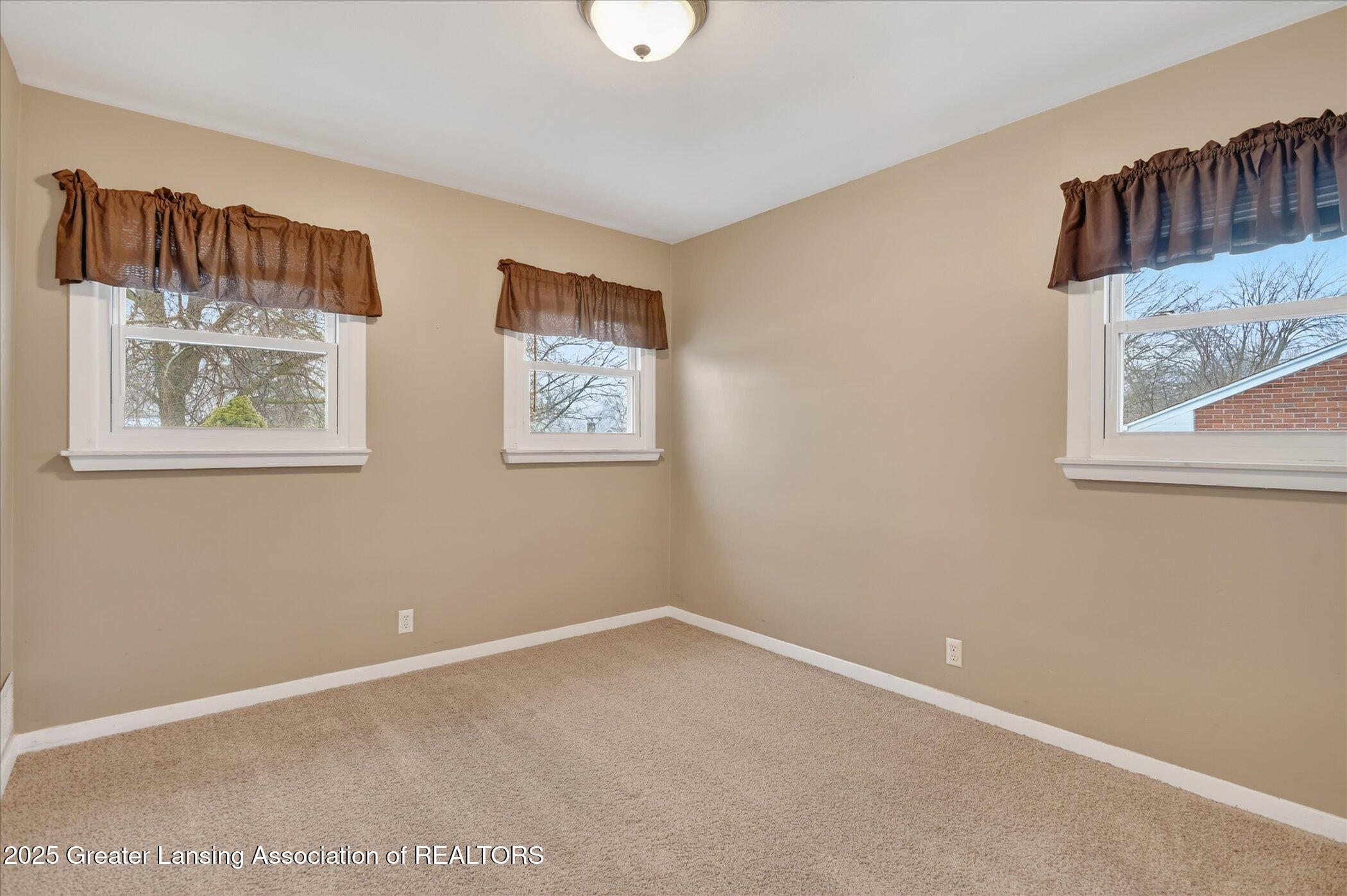 2209 Barstow Road Lansing, MI 48906 - Photo 21 of 37 21-2209 Barstow Rd Lansing, MI 48906-Wi