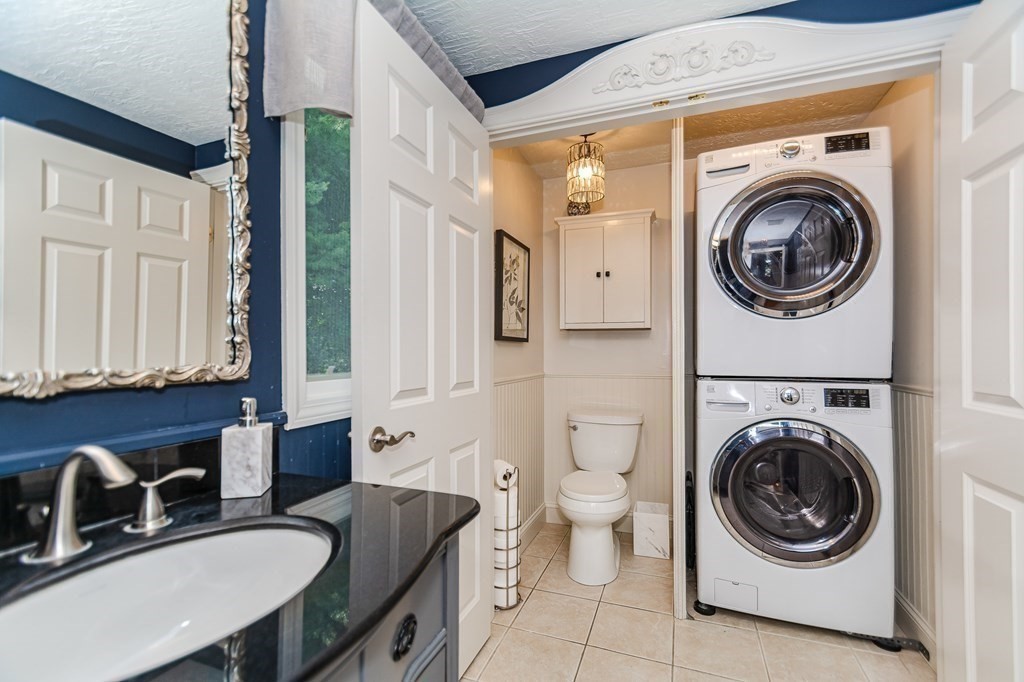 70 Sleigh Road Westford, MA 01886 - Photo 12 of 42 Gallery Image 12