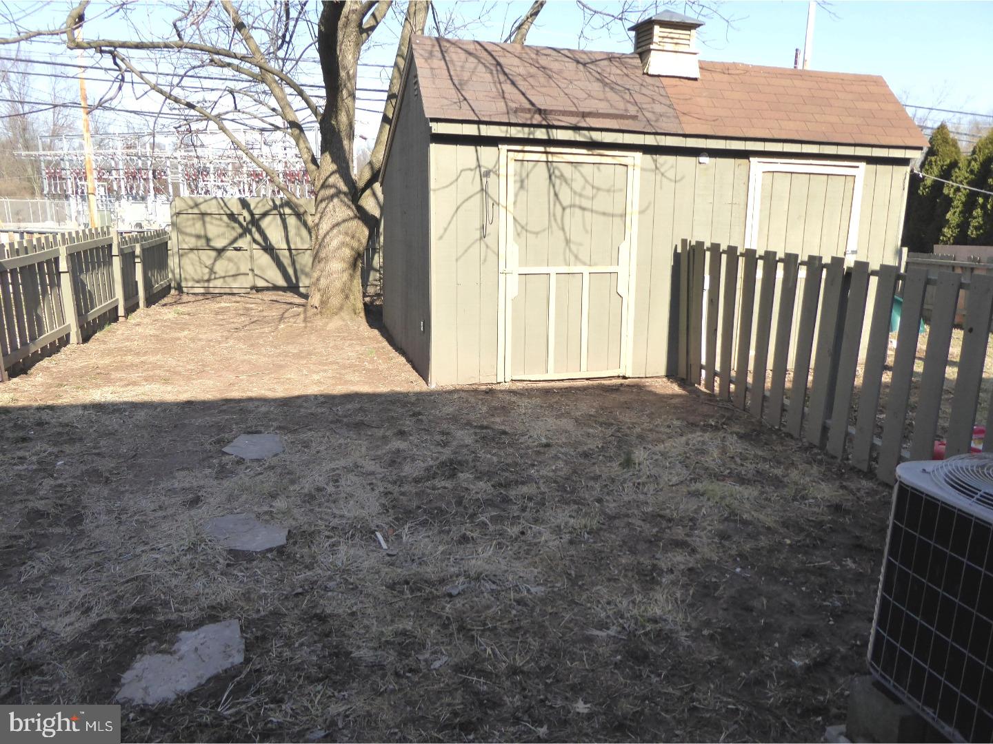 143 Stonegate Road Quakertown, PA 18951 - Photo 17 of 18 Back Yard