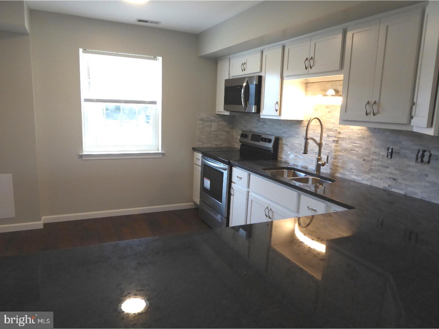 143 Stonegate Road Quakertown, PA 18951 - Photo 3 of 18 Kitchen