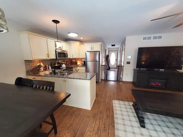 $269,000 | 11905 Wales Drive, Unit 90, Stanwood, MI 49346