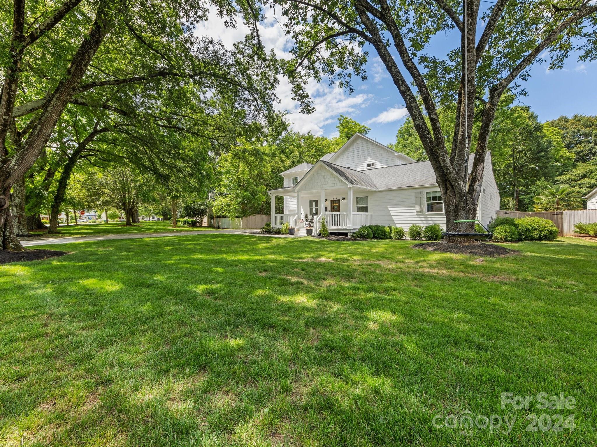 936 Sedgefield Road Charlotte, NC 28209 - Photo 2 of 26 Gallery Image 2