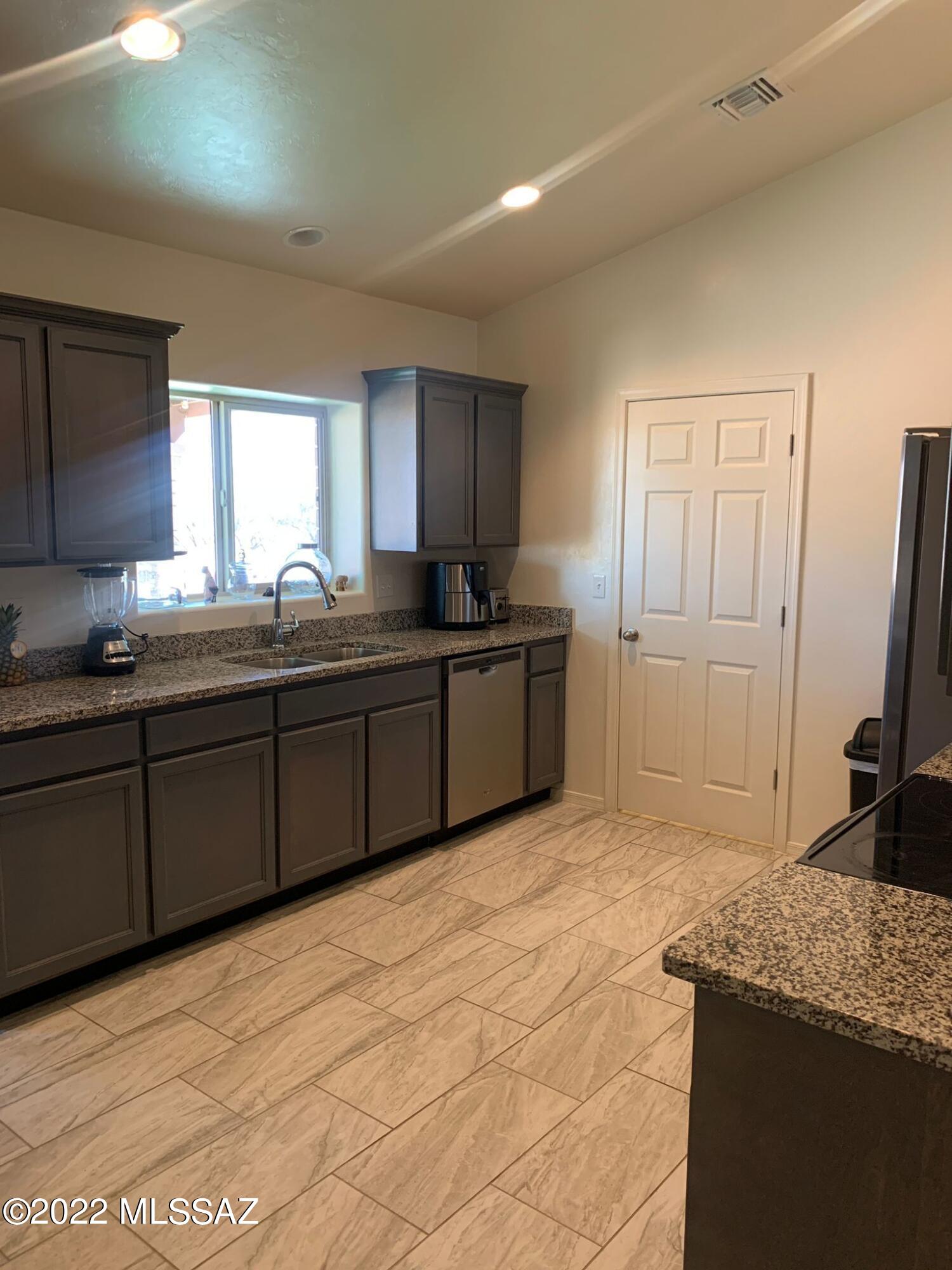 1733 Circulo Agua Blanca Rio Rico, AZ 85648 - Photo 4 of 18