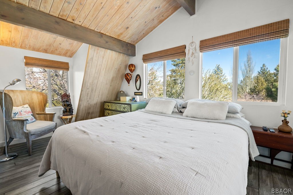 44408 Valley View Lane Sugarloaf, CA 92386 - Photo 21 of 31 a bedroom with a bed and wooden floor