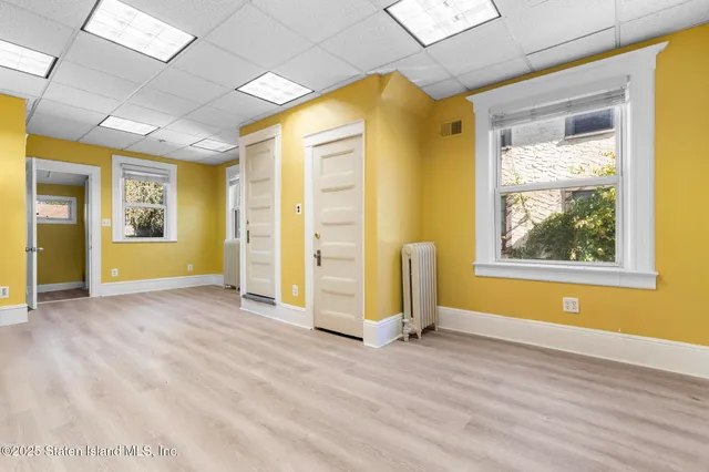 $950,000 | 7247 Amboy Road | Tottenville