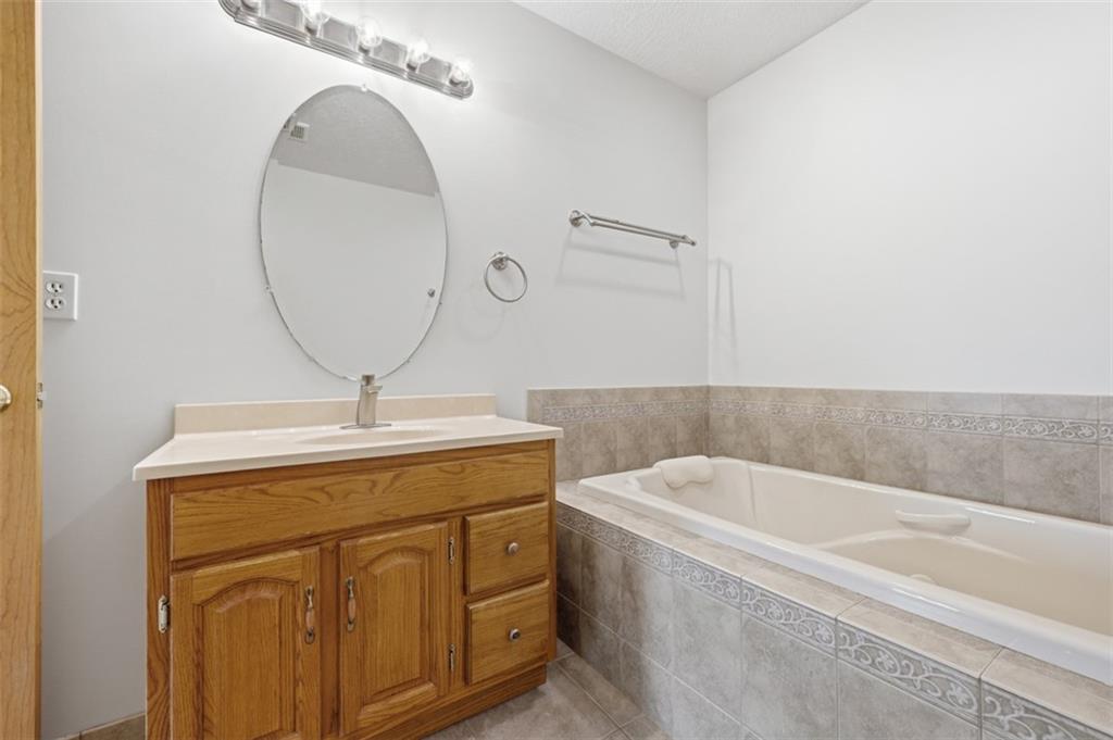 18 Kohleen Drive McKees Rocks, PA 15136 - Photo 30 of 50