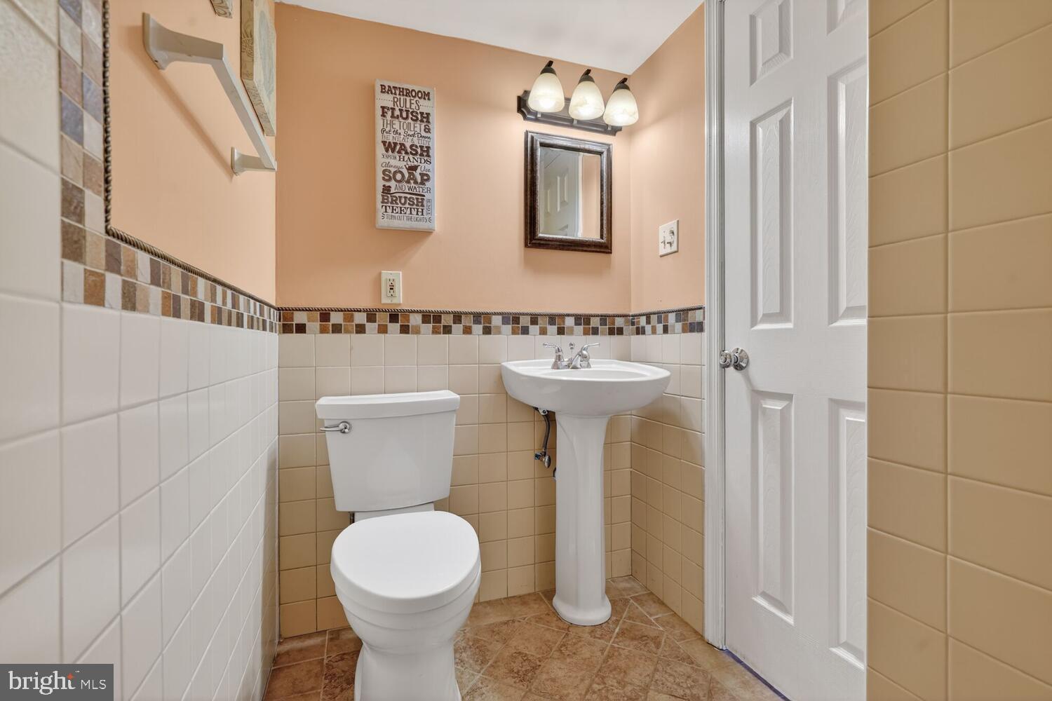 2829 Vixen Lane Silver Spring, MD 20906 - Photo 12 of 36