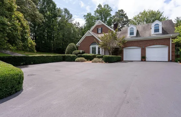 $1,475,000 | 291 Montgomery Drive, Spartanburg, SC 29302