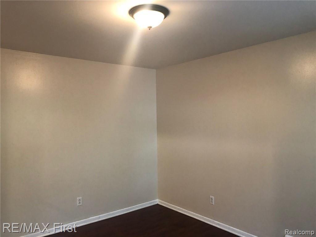3340-15 Greenfield Road Royal Oak, MI 48073 - Photo 7 of 10