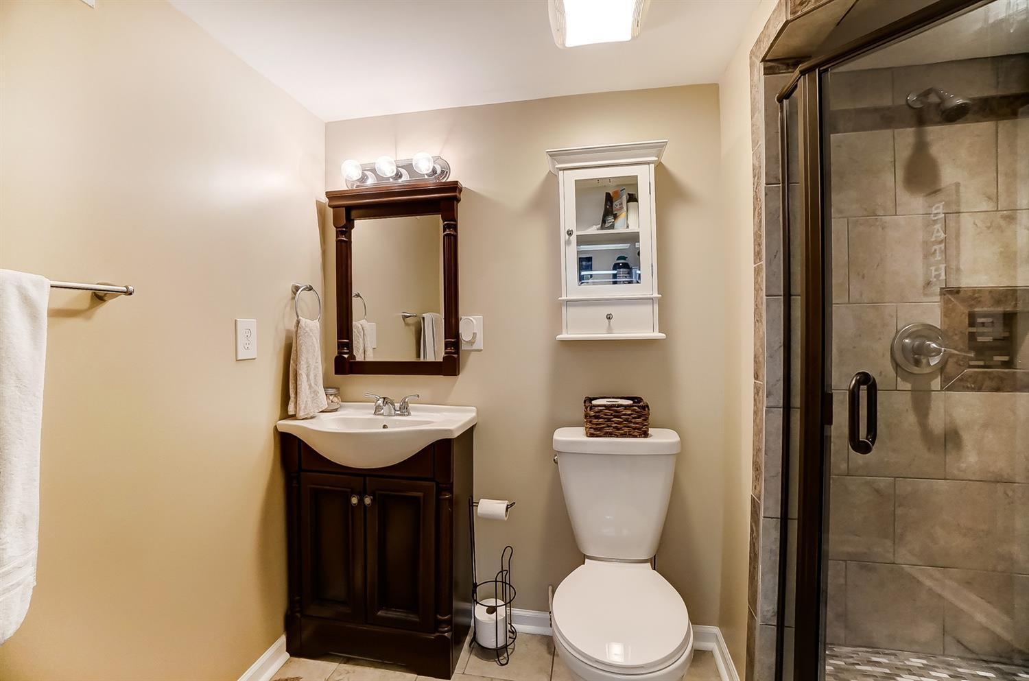 2238 Hunt Road Reading, OH 45215 - Photo 29 of 41