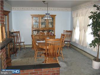 43 Rose Apple Road Levittown, PA 19056 - Photo 3 of 12 Dining Room