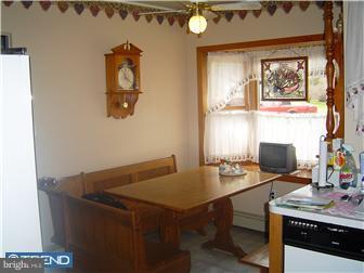 43 Rose Apple Road Levittown, PA 19056 - Photo 7 of 12 Breakfast Room
