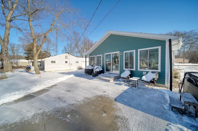 $435,900 | 10902 Devils Lake Highway, Addison, MI 49220