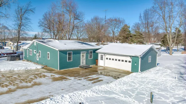 $435,900 | 10902 Devils Lake Highway, Addison, MI 49220