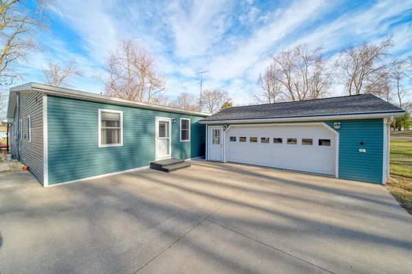 $419,000 | 10902 Devils Lake Highway, Addison, MI 49220