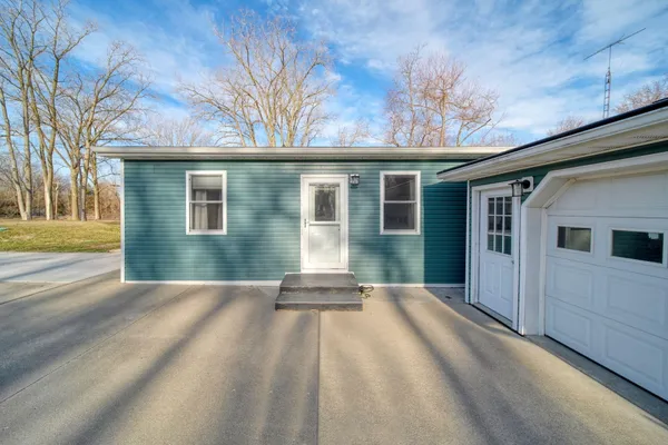 $419,000 | 10902 Devils Lake Highway, Addison, MI 49220
