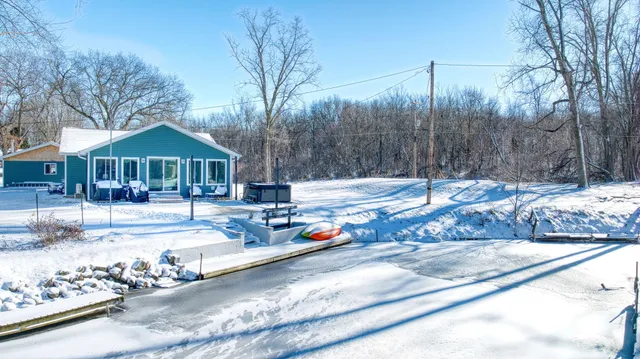 $435,900 | 10902 Devils Lake Highway, Addison, MI 49220