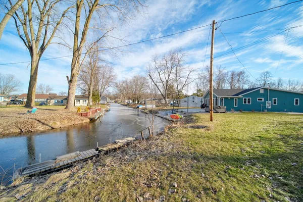 $419,000 | 10902 Devils Lake Highway, Addison, MI 49220