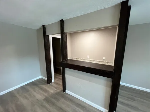 $2,200 | 2050 Wellington Drive, Grand Prairie, TX 75051