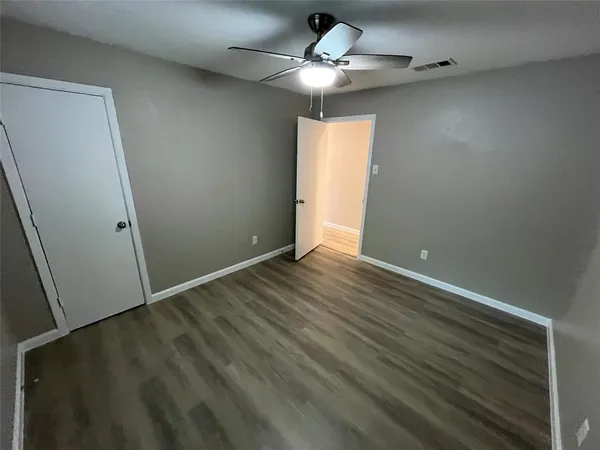 $2,200 | 2050 Wellington Drive, Grand Prairie, TX 75051