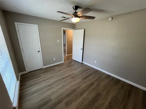 $2,200 | 2050 Wellington Drive, Grand Prairie, TX 75051