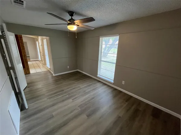 $2,200 | 2050 Wellington Drive, Grand Prairie, TX 75051