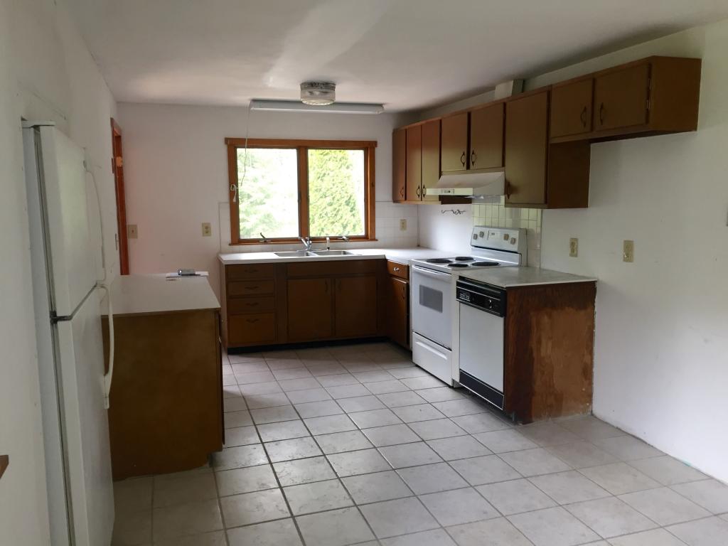 196 Chases Pond Road York, ME 03909 - Photo 8 of 25