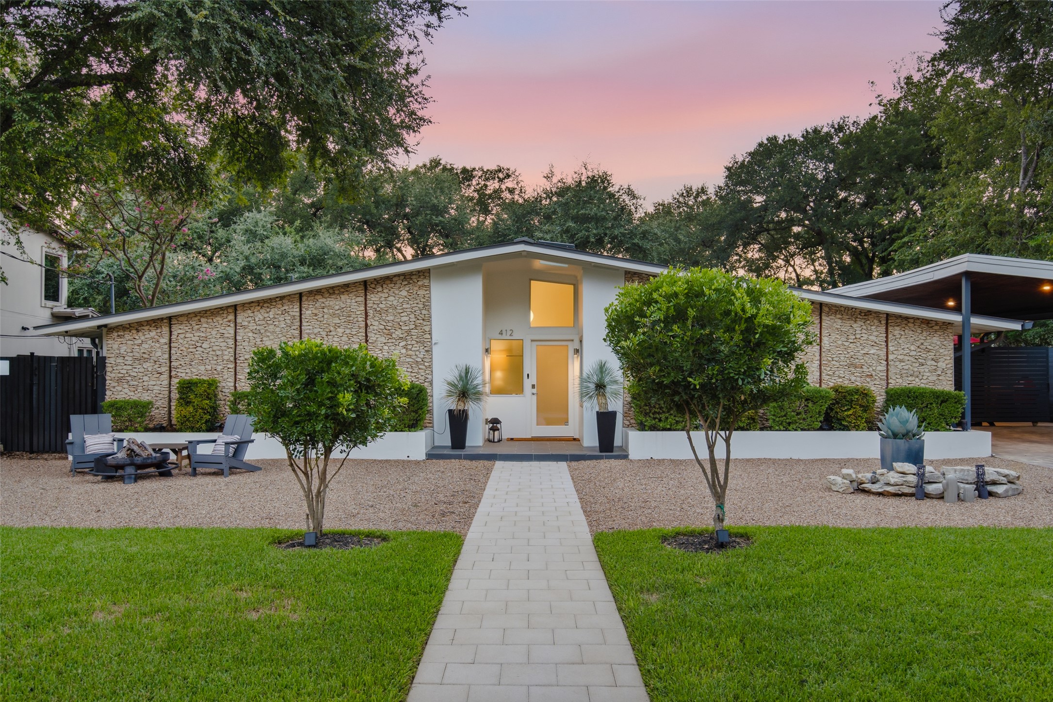 412 Ridgewood Road West Lake Hills, TX 78746 - Photo 2 of 40 Gallery Image 2