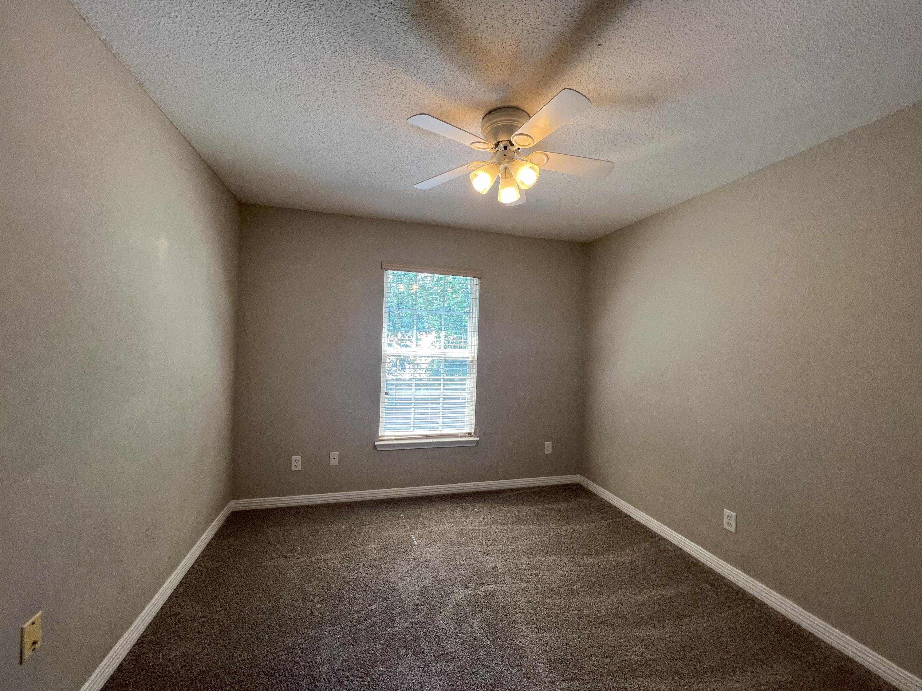 1409 Beaver Run Road Niceville, FL 32578 - Photo 10 of 14 IMG_0734